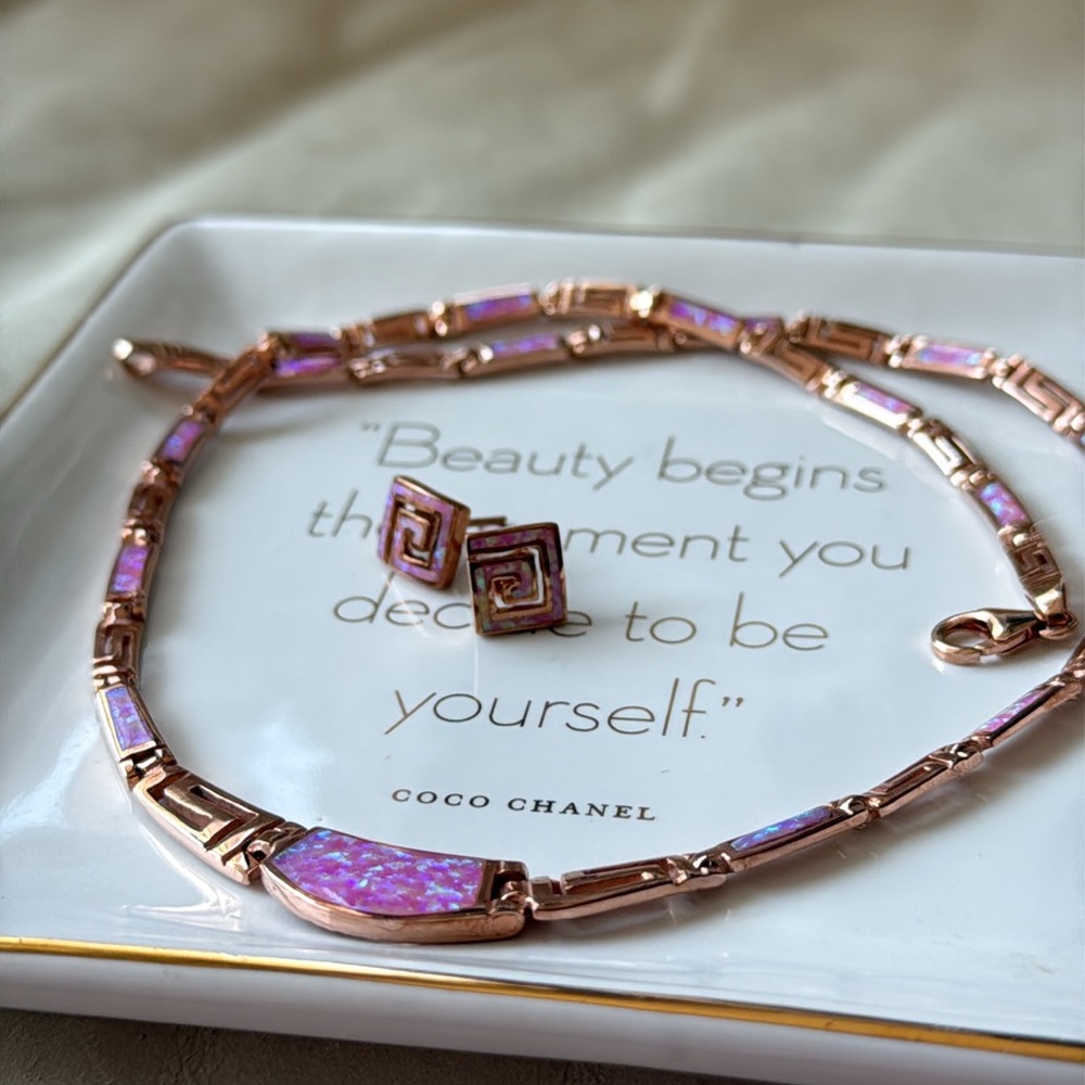 ❌SOLD❌Elegant Grecian-Inspired Pink Opal Set in Rose Gold Over Sterling Silver - Picture 1 of 10